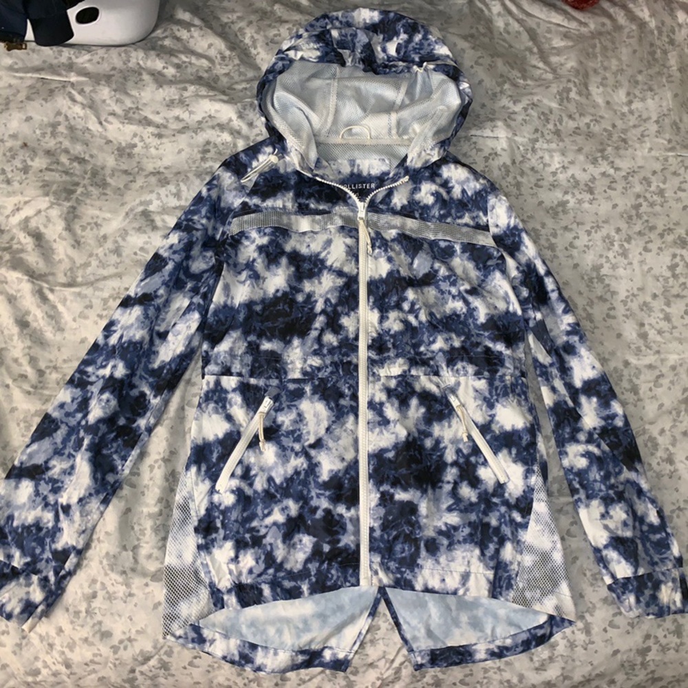 White and blue tyedye windbreaker jacket